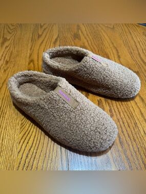 Bombas Women's Sunday Slippers Size 9 NWOT